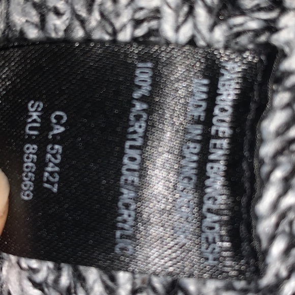 Gray and Black Knit Cardigan - Picture 6 of 6